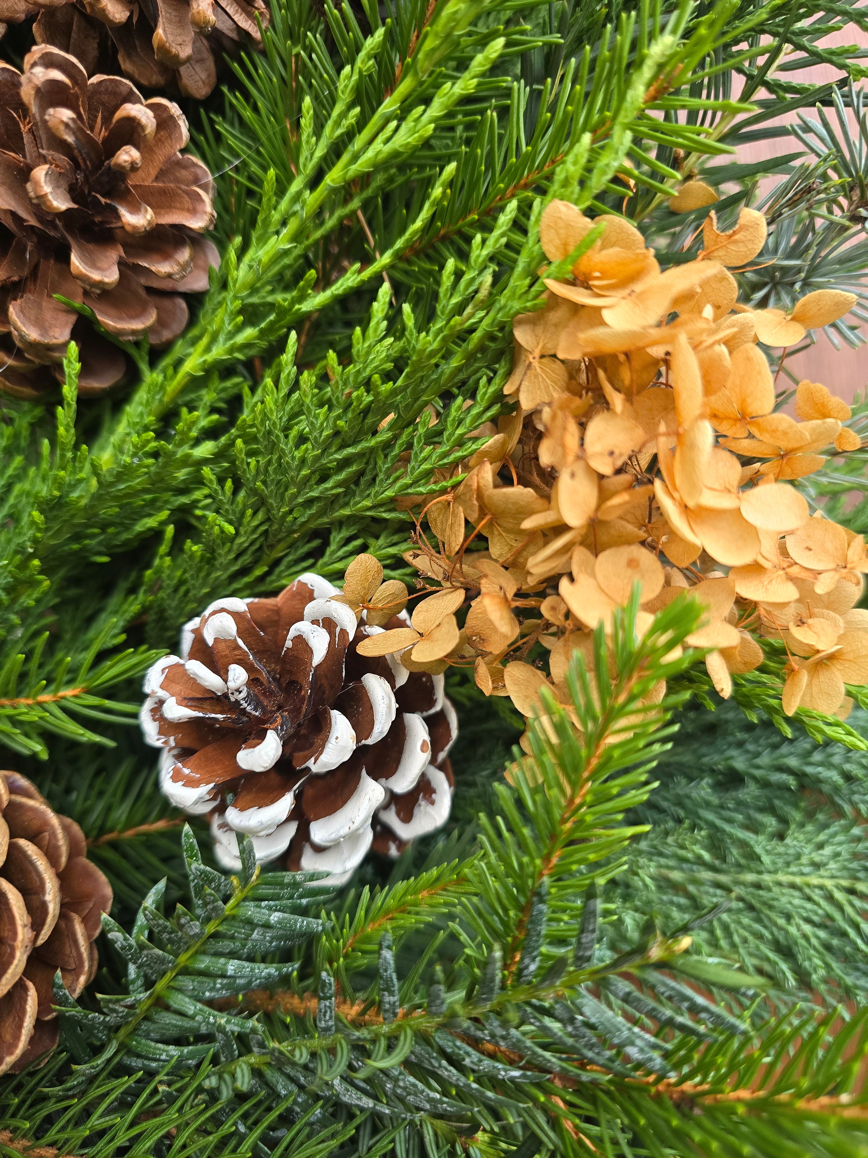 Luxury Fresh Christmas Wreath - John Cullen Gardens