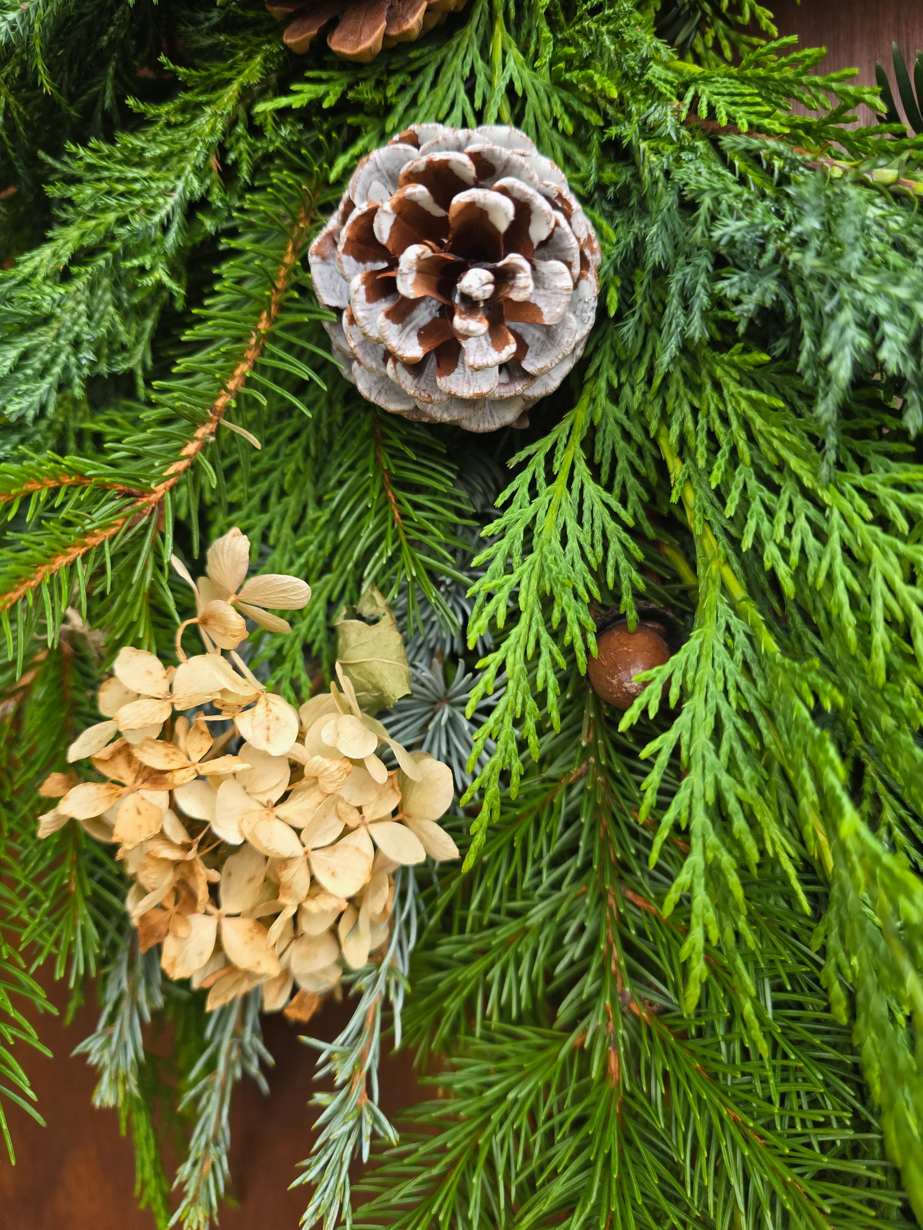 Luxury Fresh Christmas Wreath - John Cullen Gardens