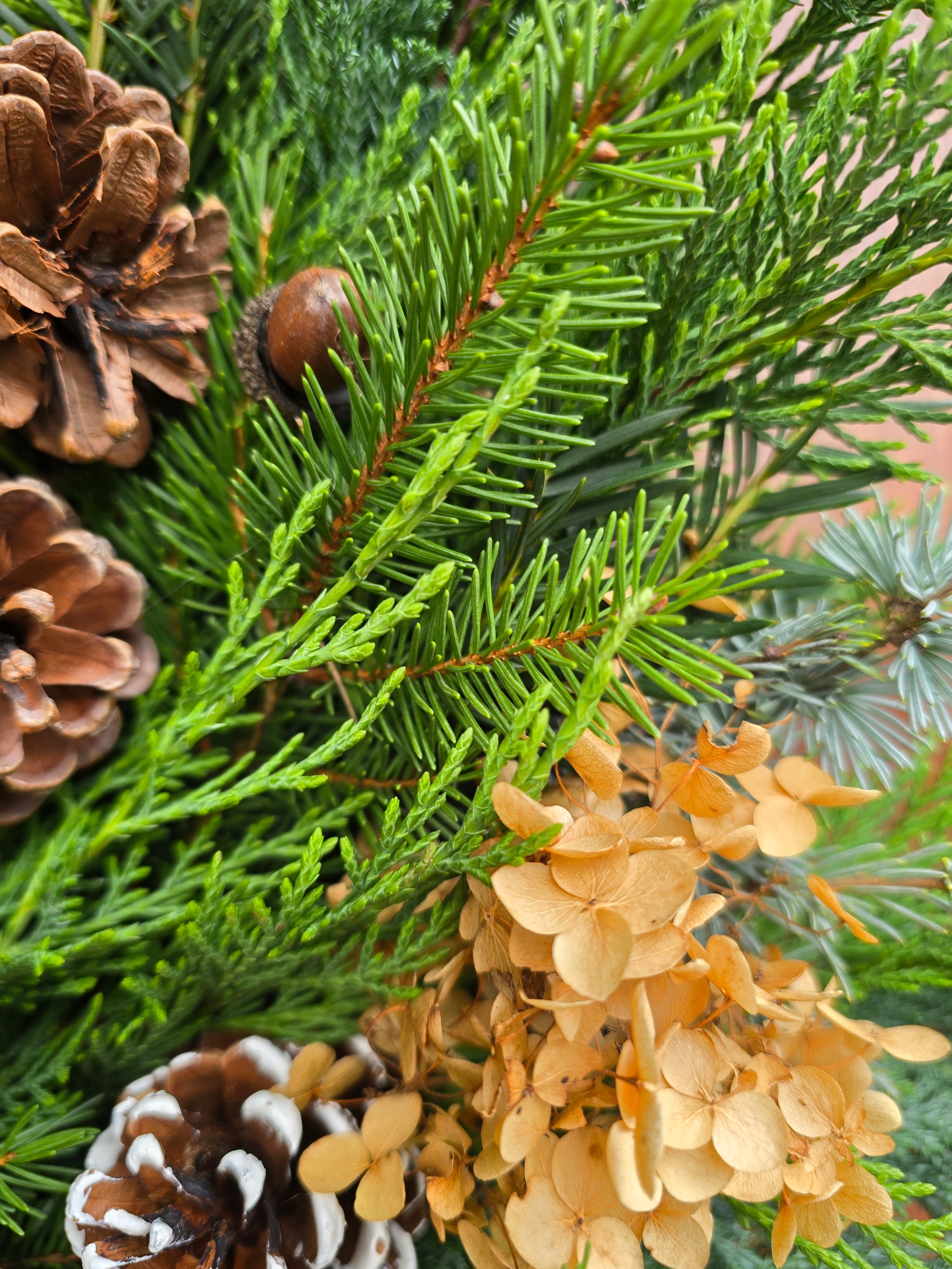 Luxury Fresh Christmas Wreath - John Cullen Gardens